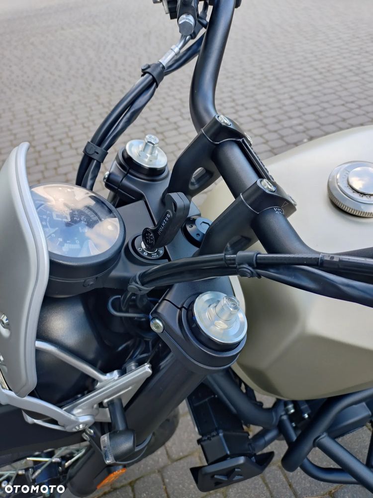 Brixton Crossfire - 8