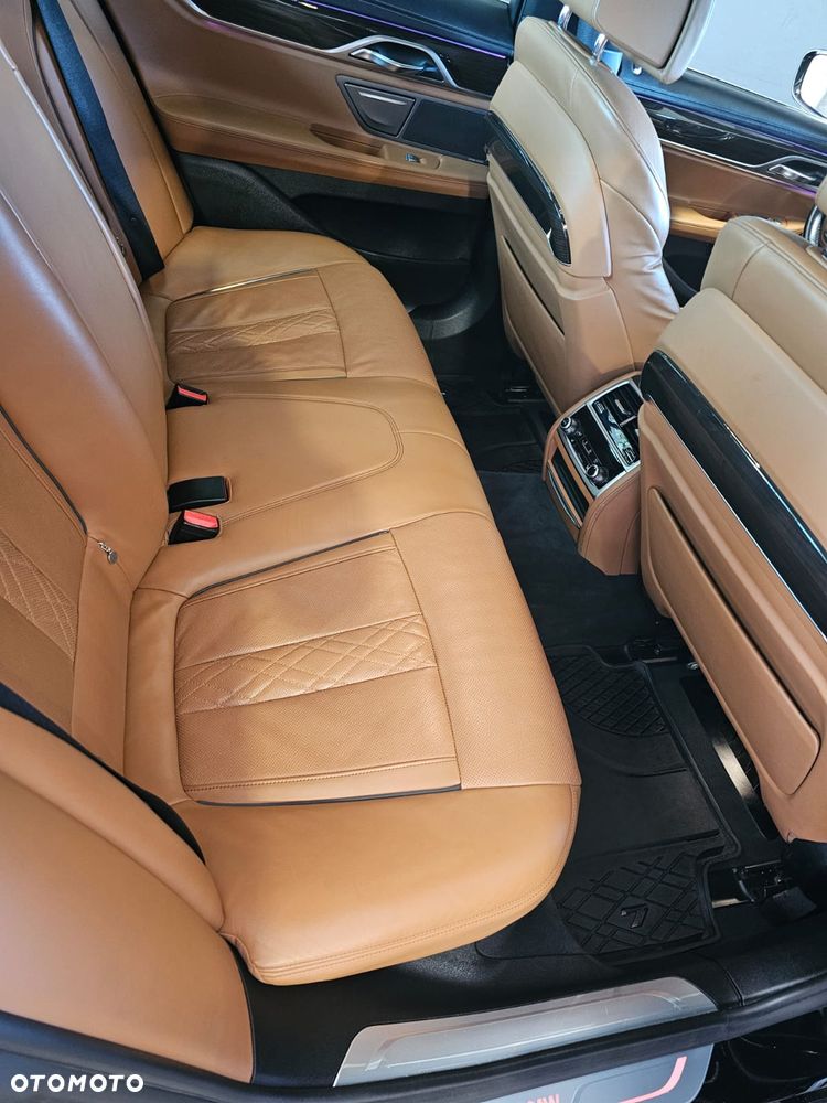 BMW Seria 7 730d xDrive - 9