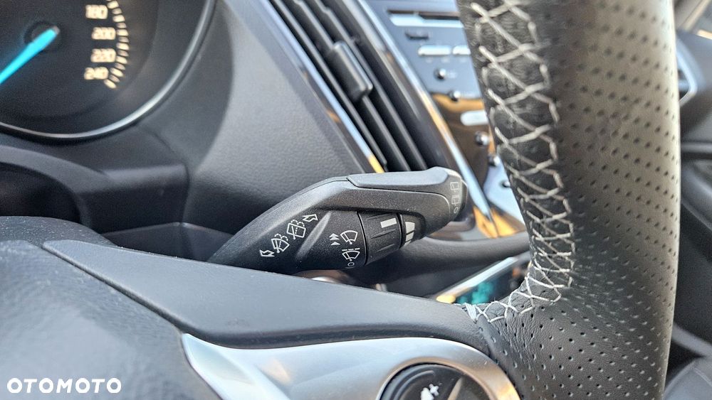 Ford Kuga 1.6 EcoBoost 2x4 Individual - 21