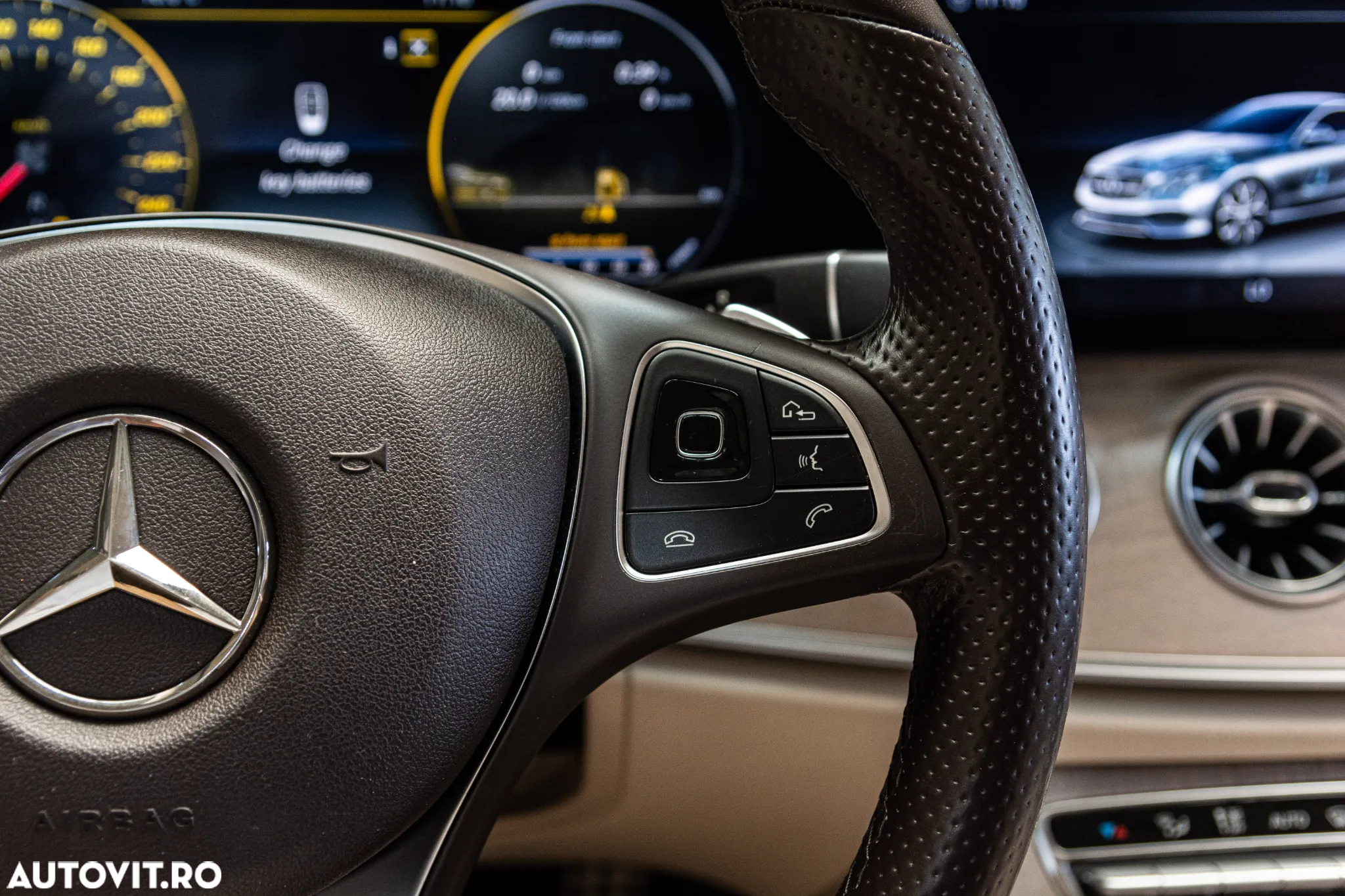 Mercedes-Benz E - 24