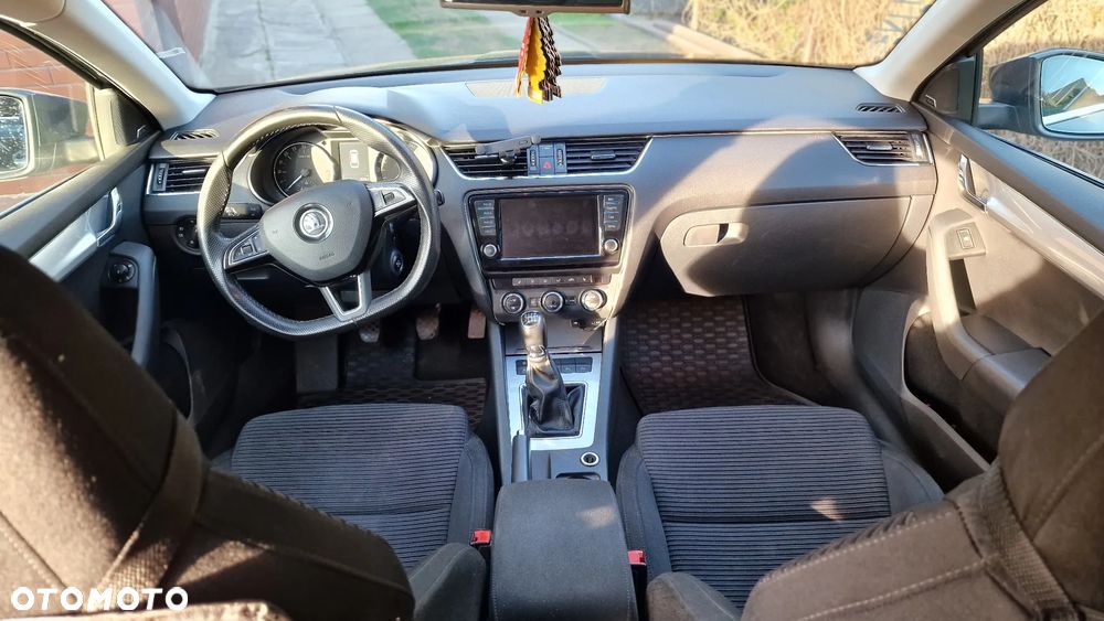 Skoda Octavia 2.0 TDI Style - 9