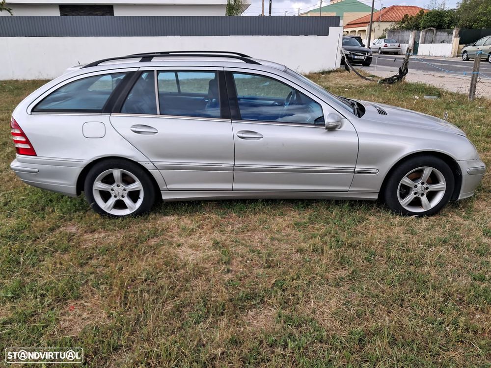 Mercedes-Benz C 200 - 4