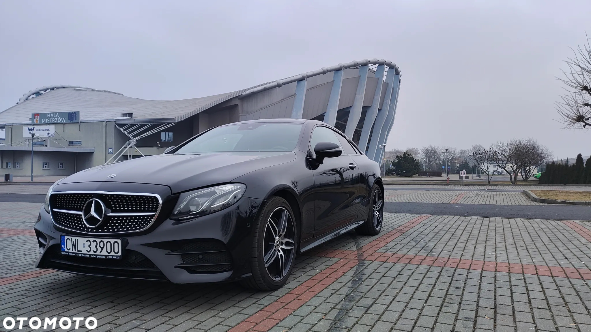 Mercedes-Benz Klasa E 220 d 4Matic Coupe 9G-TRONIC AMG Line - 6
