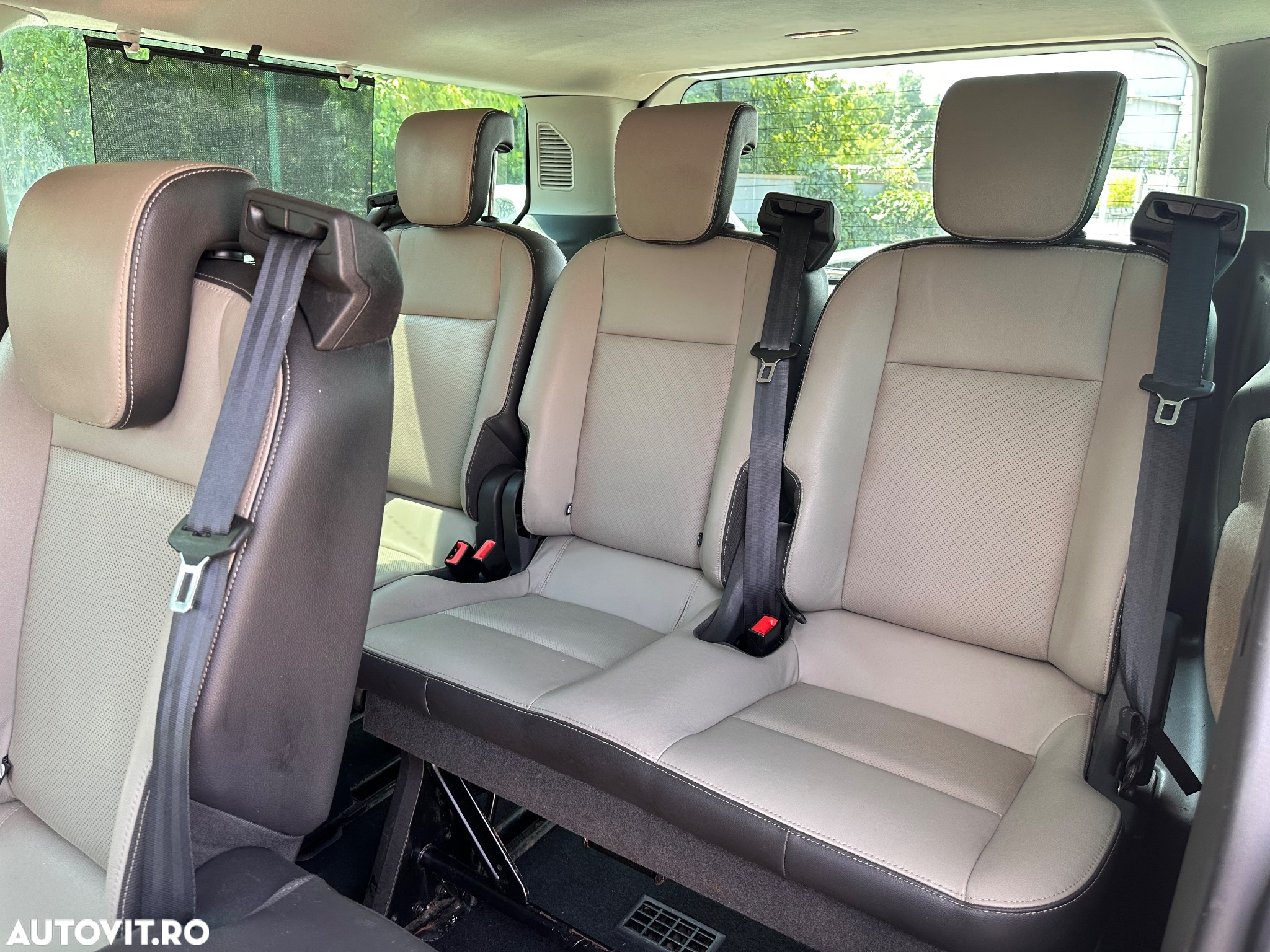 Ford Tourneo Custom 300 L2H1 VA Titanium - 26