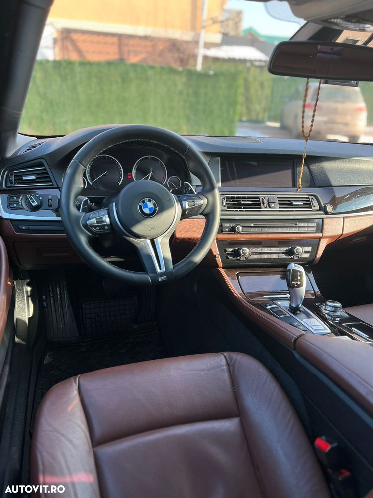 BMW Seria 5 525d xDrive - 7