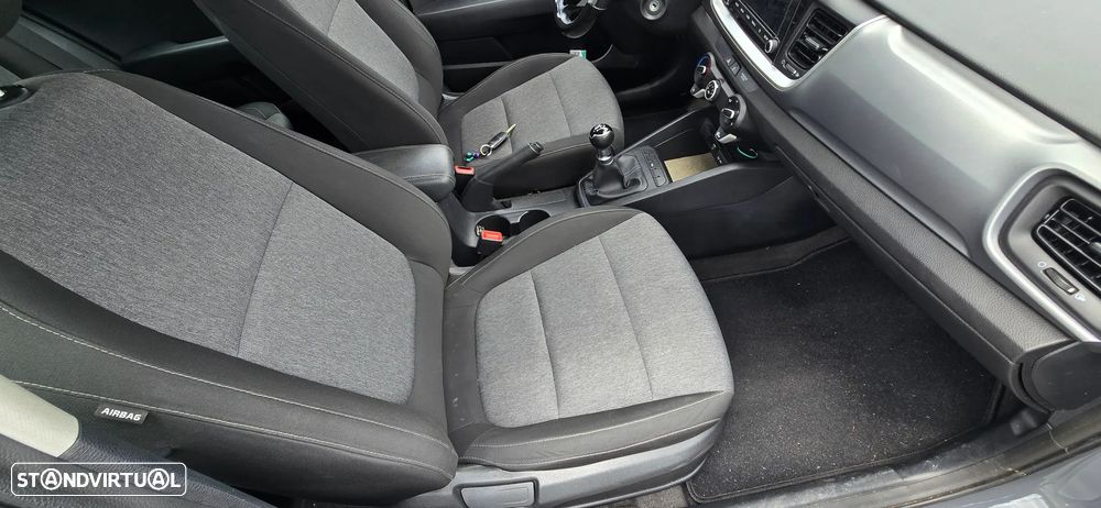 Kia Stonic 1.2 Spirit - 3