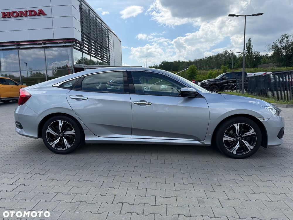 Honda Civic 1.5 T Elegance - 4