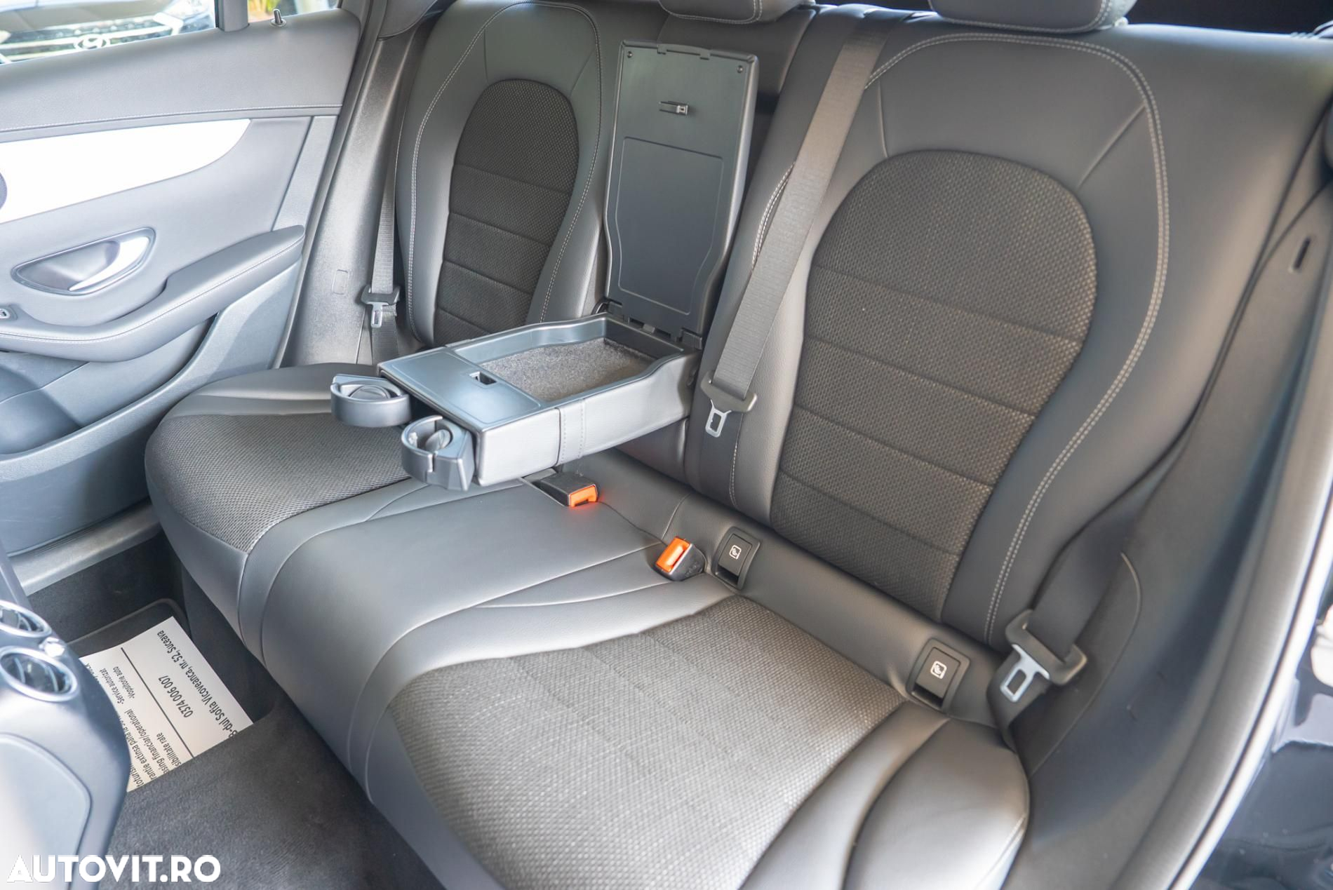 Mercedes-Benz GLC 300 e 4Matic 9G-TRONIC - 22