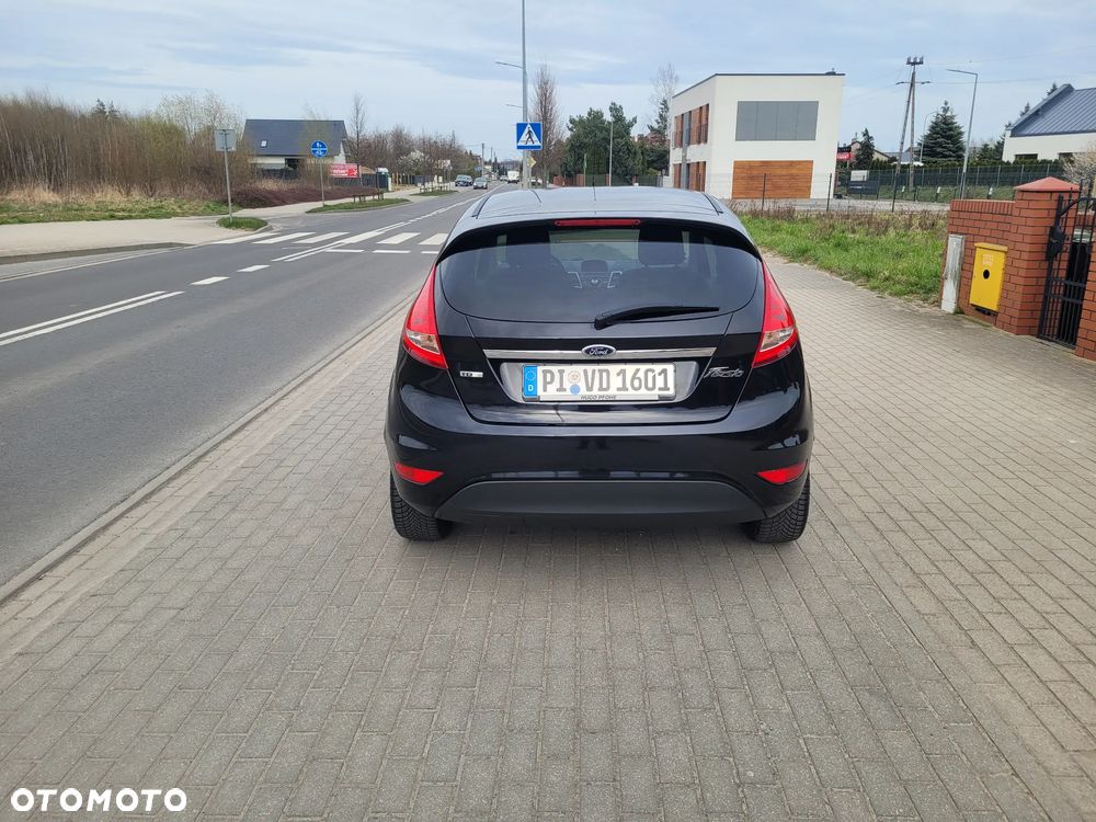 Ford Fiesta 1.6 TDCi Titanium - 8