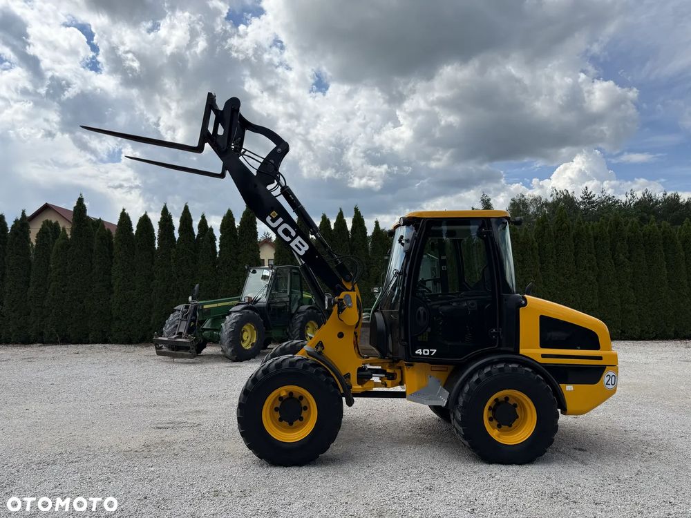 JCB 407 T4 / 2019 ROK / SILNIK 4-CYL BEZ DPF I ADBLUE / PIĘKNA / ORYGINAŁ / ZADBANA / SPROWADZONA Z NIEMIEC / MAŁE GABARYTY / SILNA / 406 408 409 60 70 M 506 509 - 1