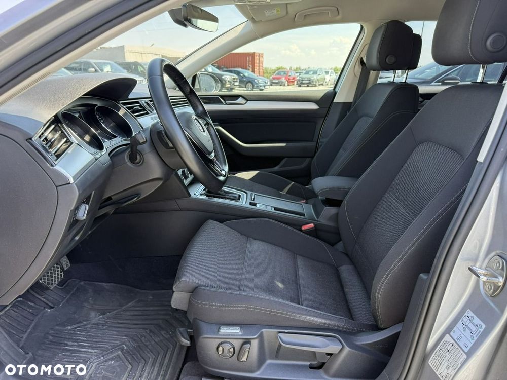 Volkswagen Passat Variant 2.0 TDI BMT Comfortline DSG - 11