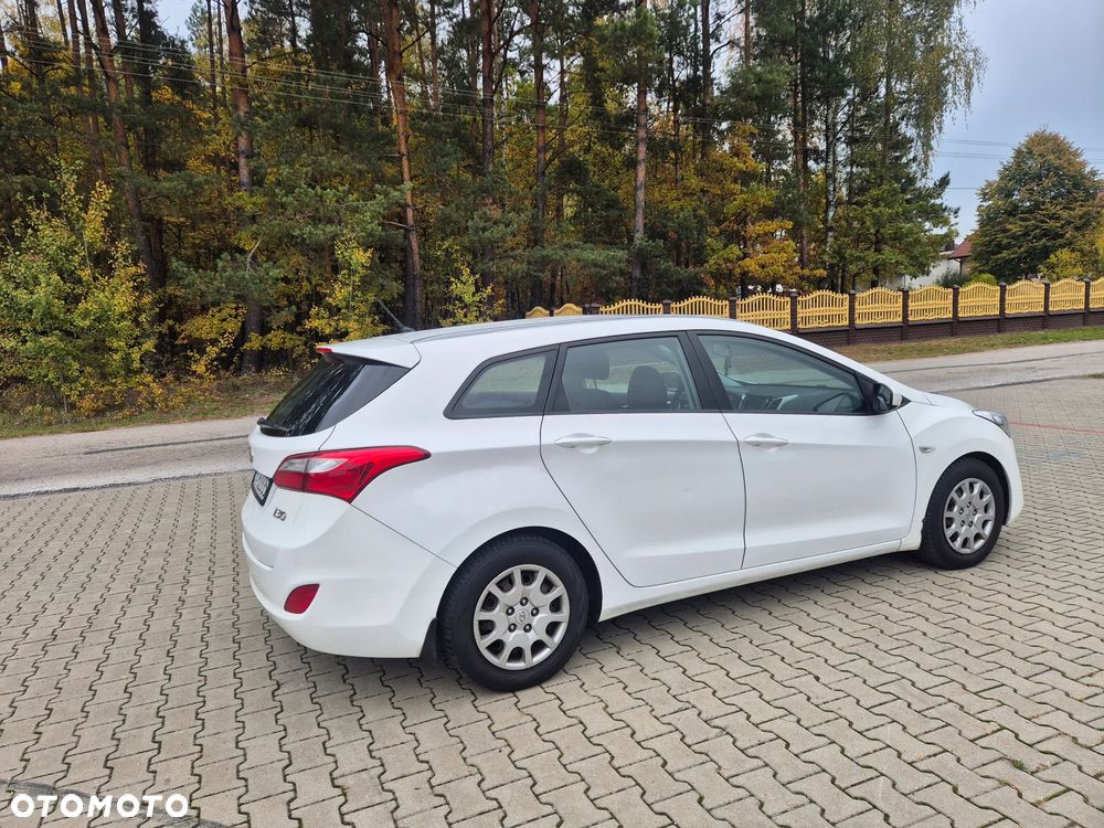 Hyundai i30 1.6 CRDi Comfort - 23