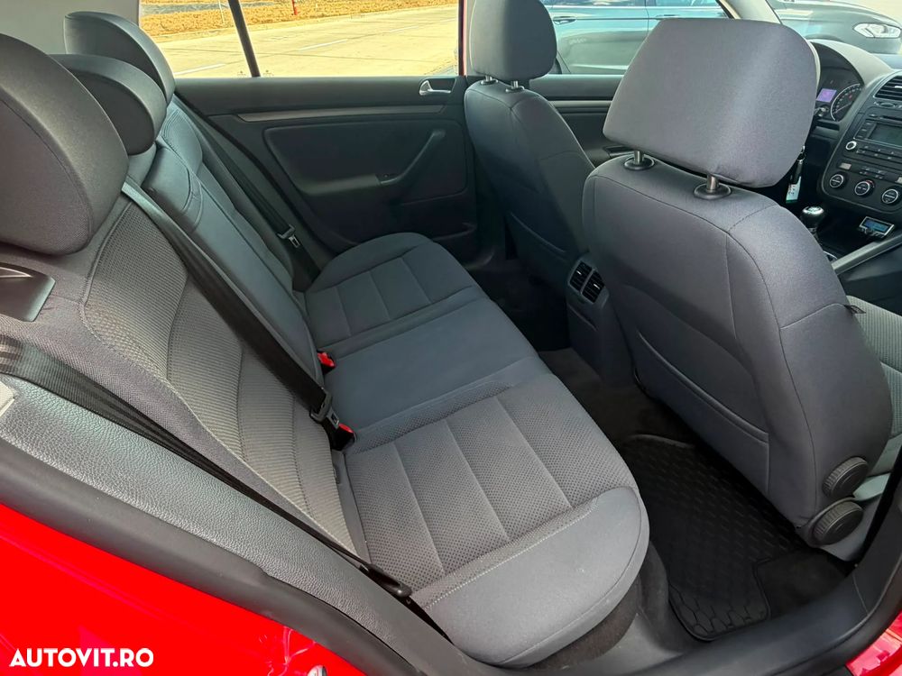Volkswagen Golf 2.0 FSI 4Motion Sportline - 9
