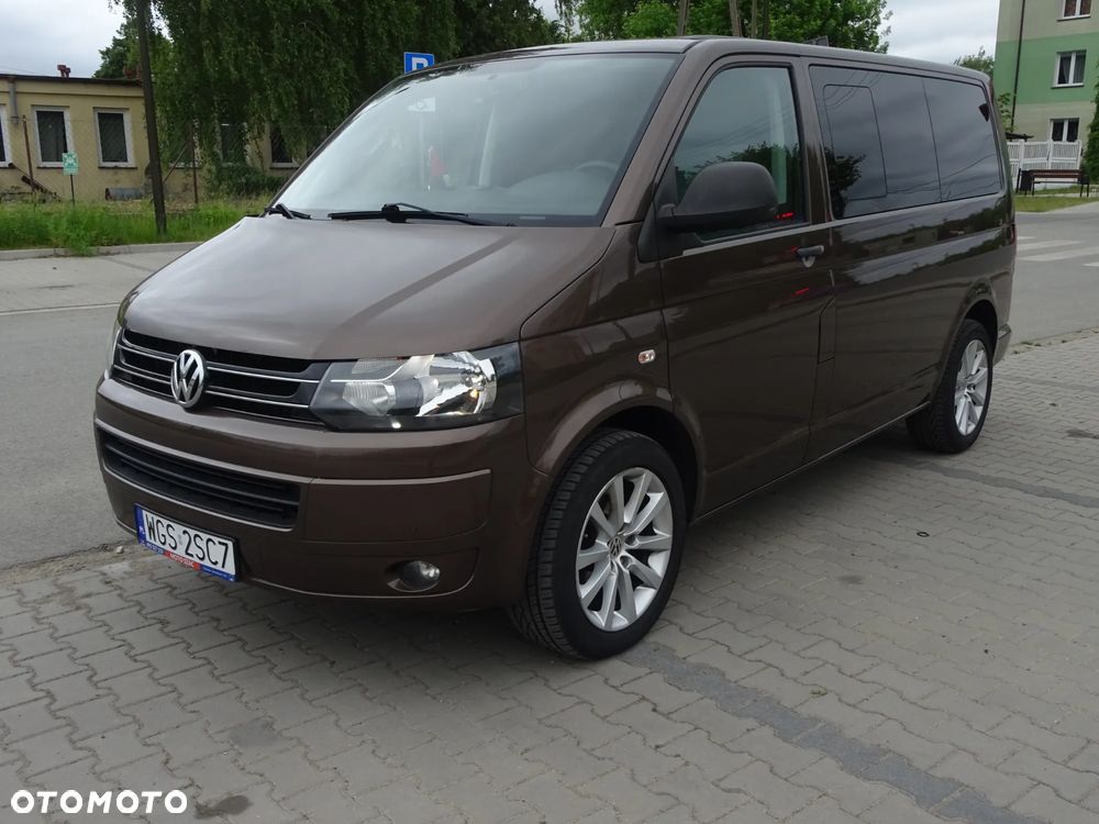Volkswagen Multivan - 22