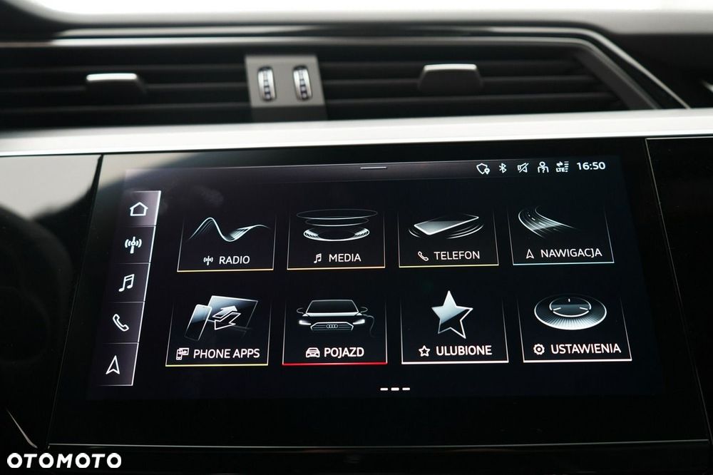Audi Q8 Sportback e-tron - 30