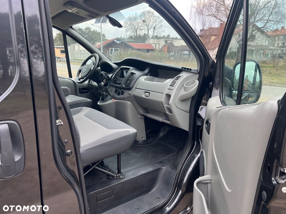 Renault Trafic - 12