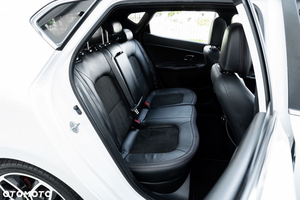 Kia Ceed 1.6 T-GDI GT - 21