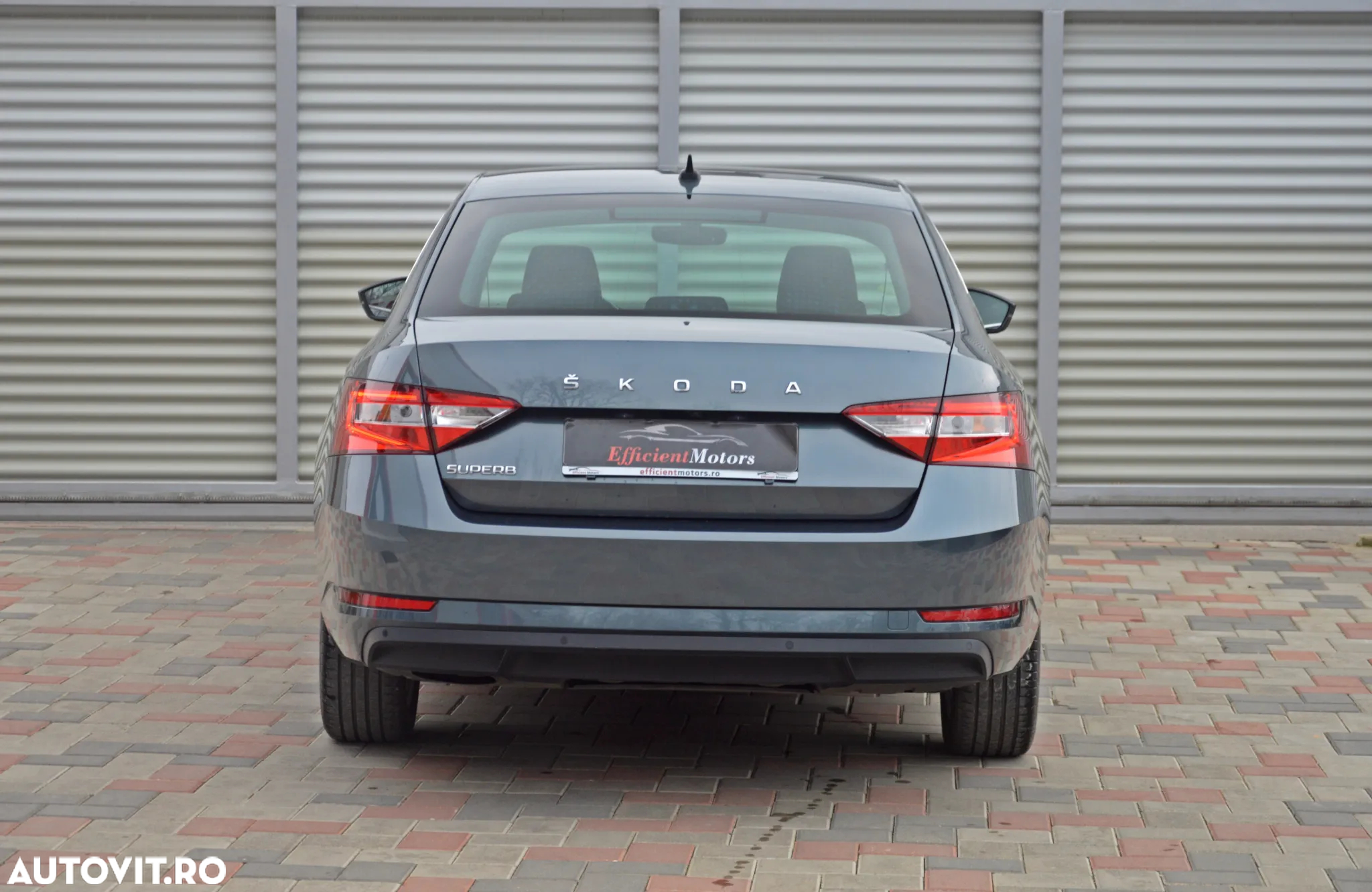 Skoda Superb 2.0 TDI DSG Active - 14