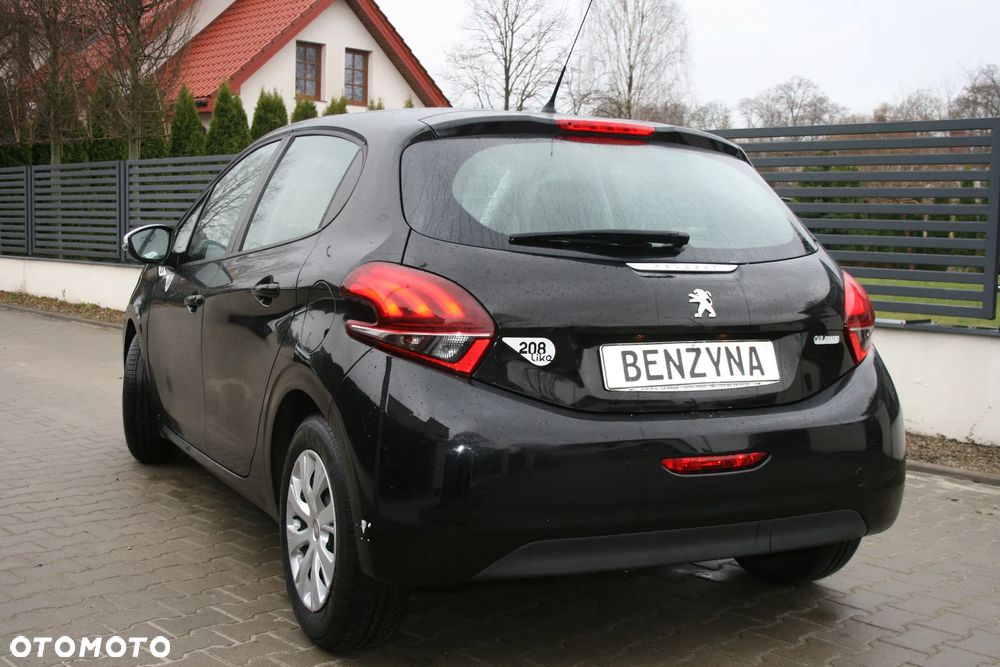 Peugeot 2008 1.2 Pure Tech Allure S&S - 34