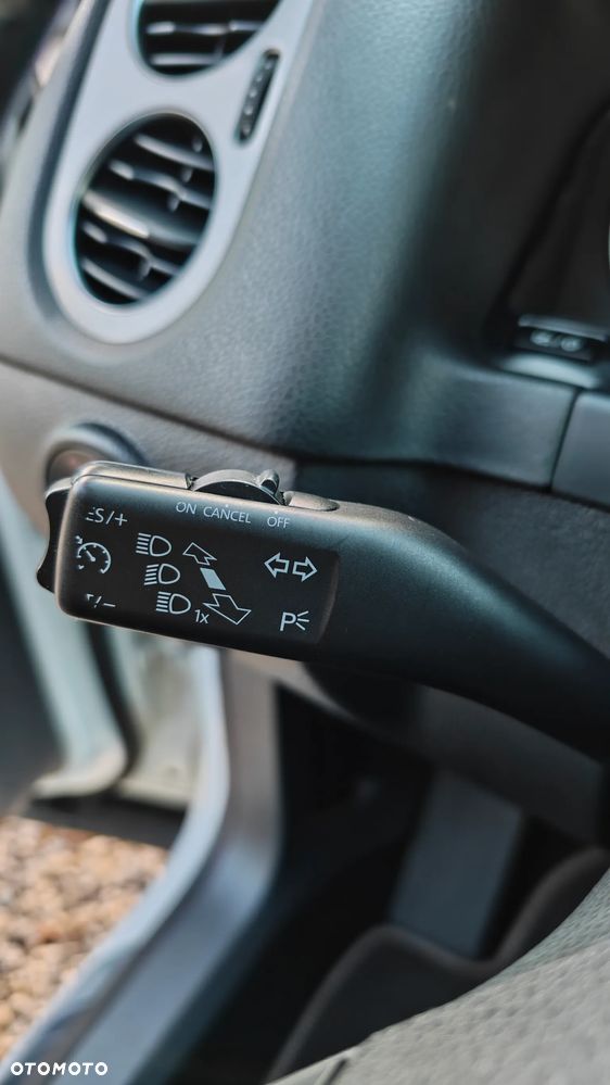 Volkswagen Tiguan 2.0 TDI DPF BlueMotion Technology Cup Sport & Style - 24