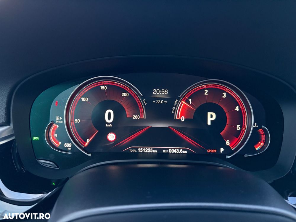BMW Seria 5 520d AT - 25