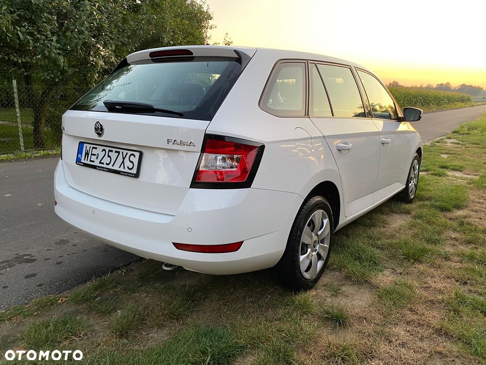 Skoda Fabia 1.0 TSI Ambition - 2