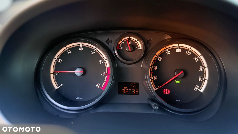 Opel Corsa - 7