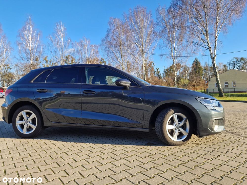 Audi A3 Sportback 35 TDI S tronic - 4