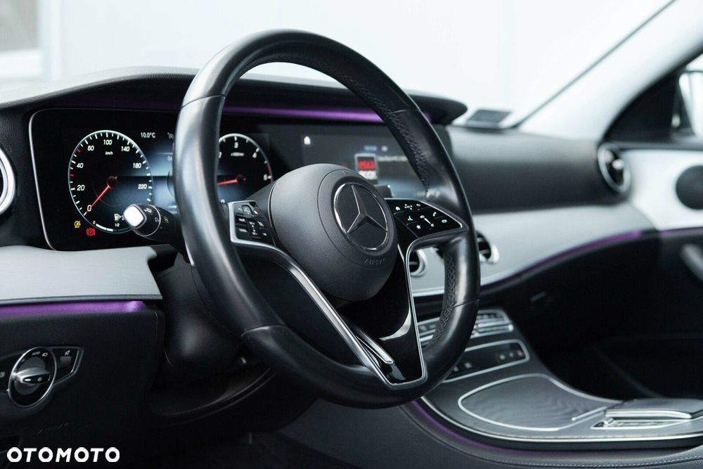 Mercedes-Benz Klasa E 220 d 4-Matic AMG/Avantgarde - 18