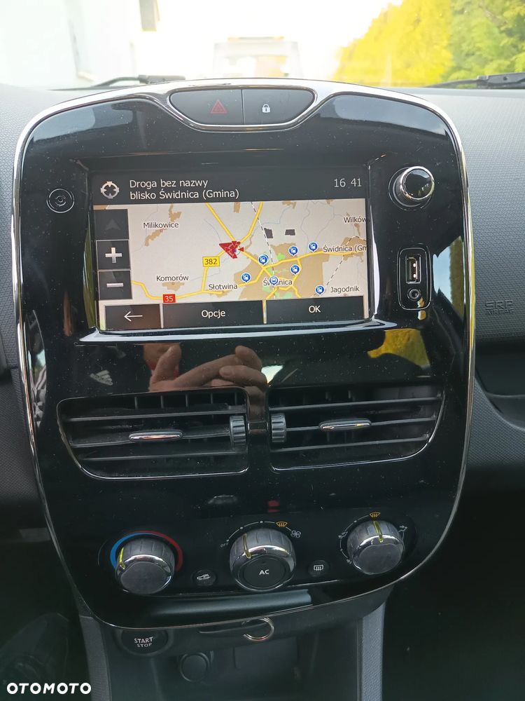 Renault Clio - 13