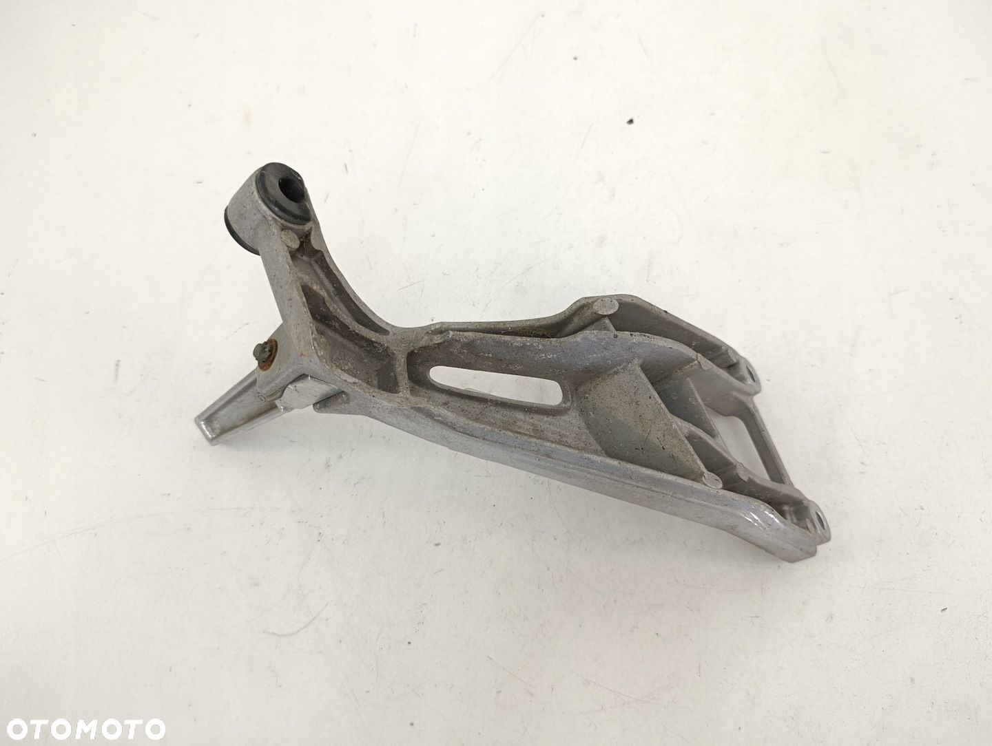 HONDA CBR 1100XX SET PODNÓŻEK PASAŻERA LEWY - 7
