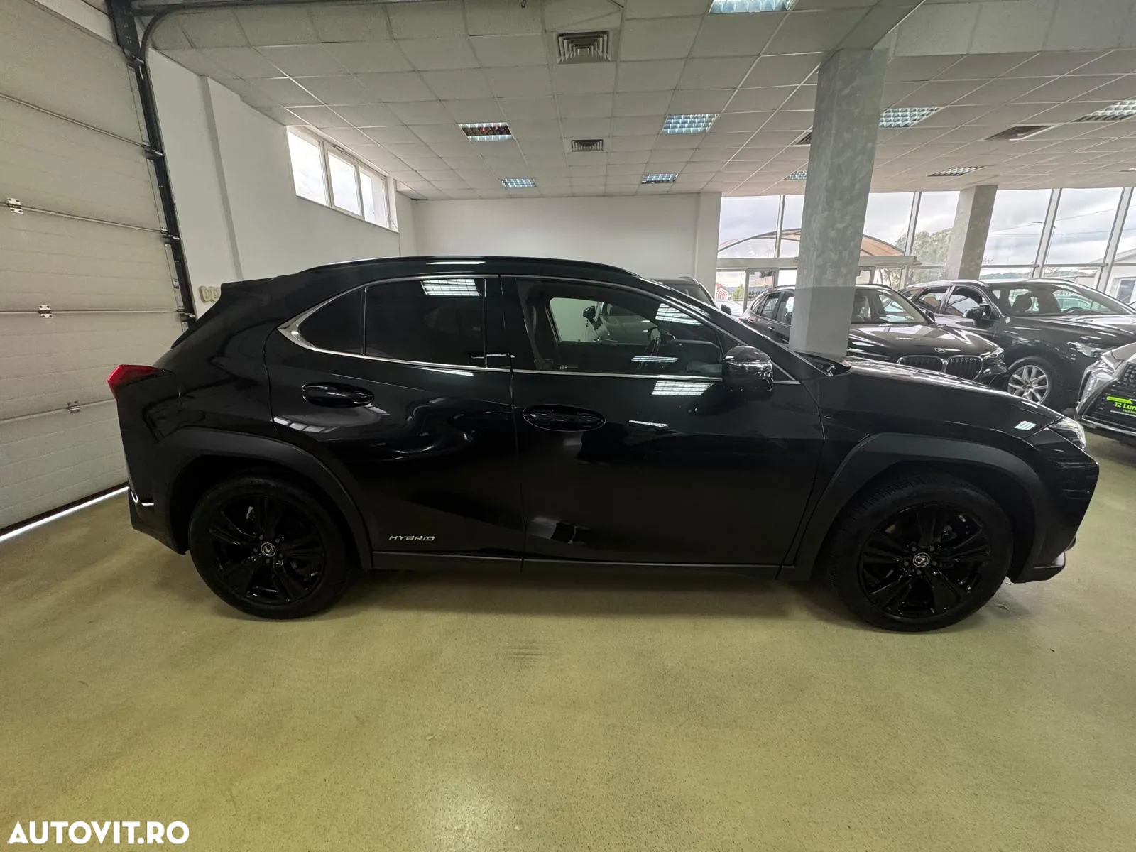 Lexus UX 250h 2.0L HEV 20H- (178 HP) 4X4 CVT Special Edition - 7