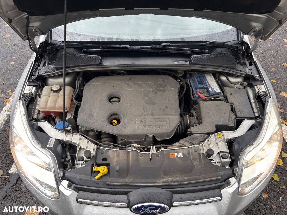 Ford Focus 1.6 TDCi DPF Start-Stopp-System SYNC Edition - 7