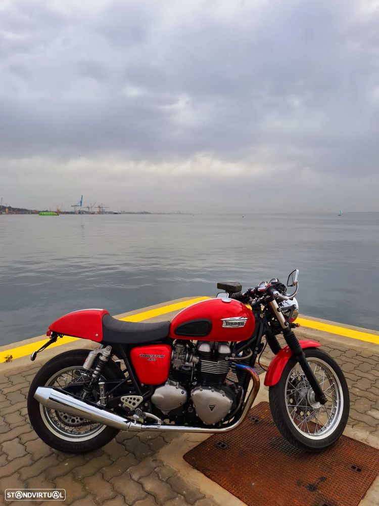 Triumph Thruxton - 2