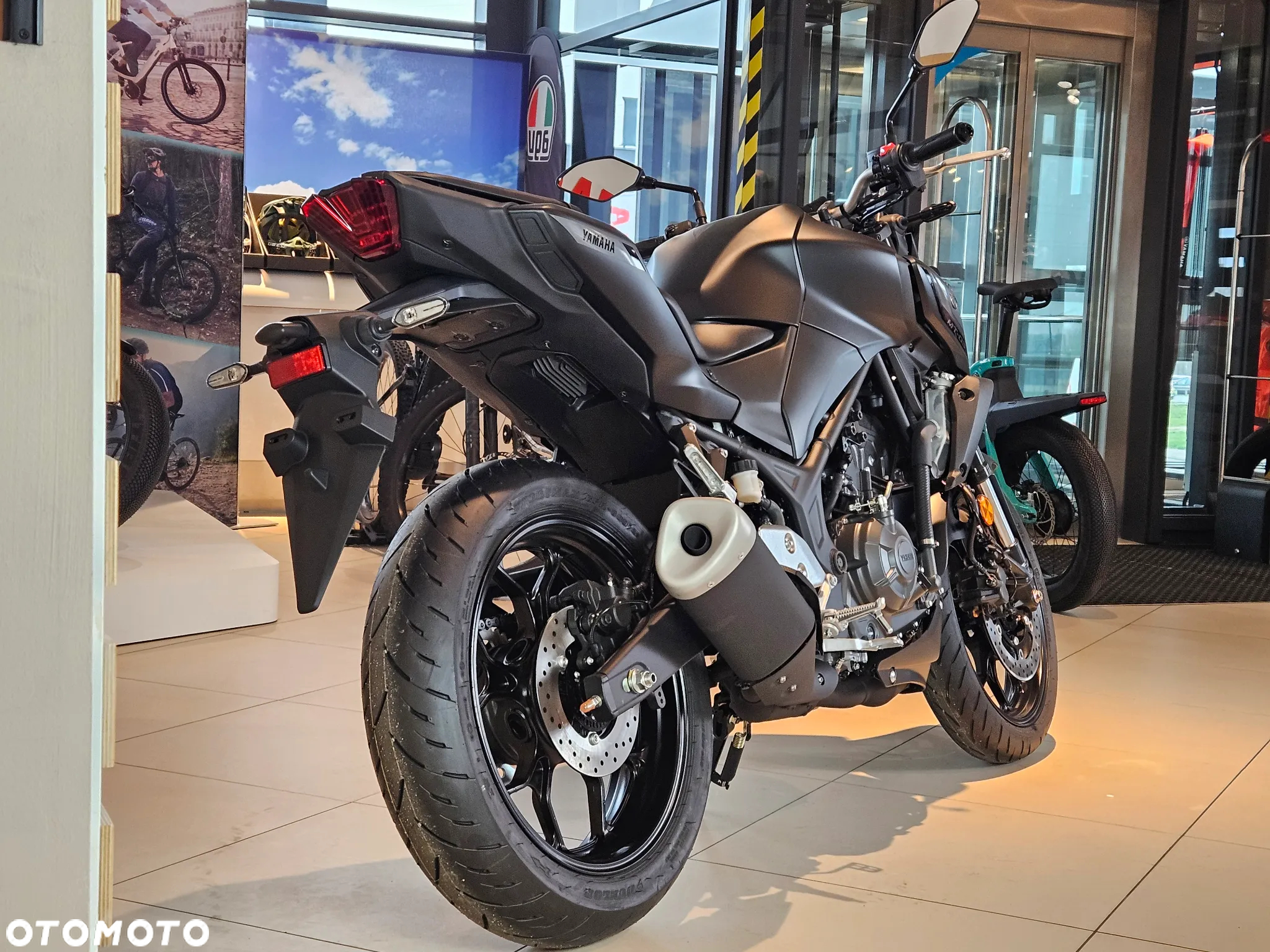 Yamaha MT - 7
