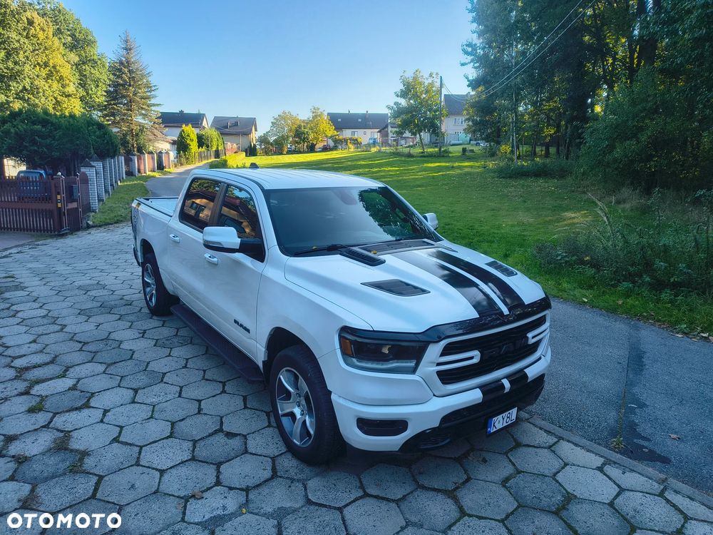RAM 1500 Crew Cab Sport - 12