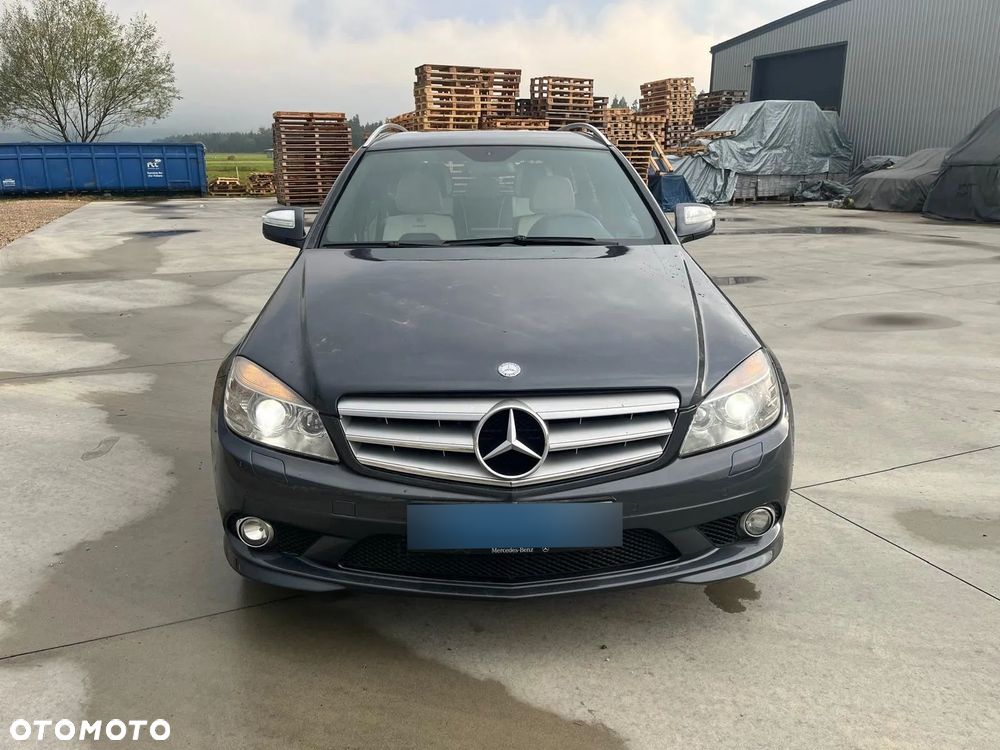 Mercedes-Benz Klasa C 320 CDI DPF 4Matic 7G-TRONIC Avantgarde - 7