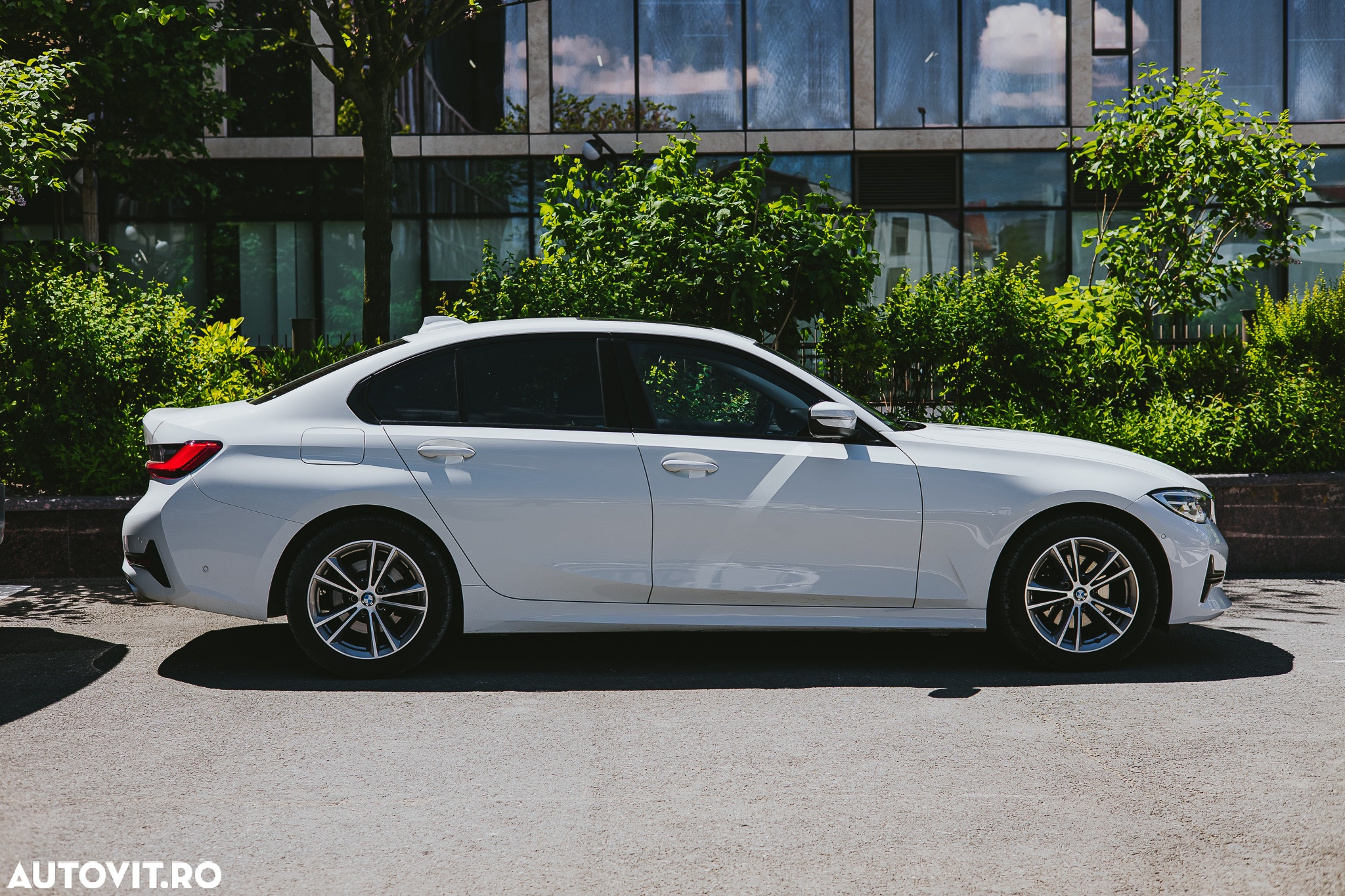 BMW Seria 3 320i AT - 7