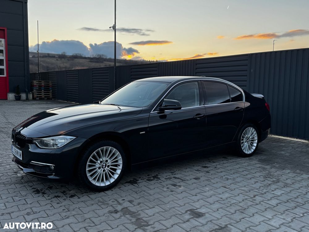 BMW Seria 3 320d Luxury Line - 2
