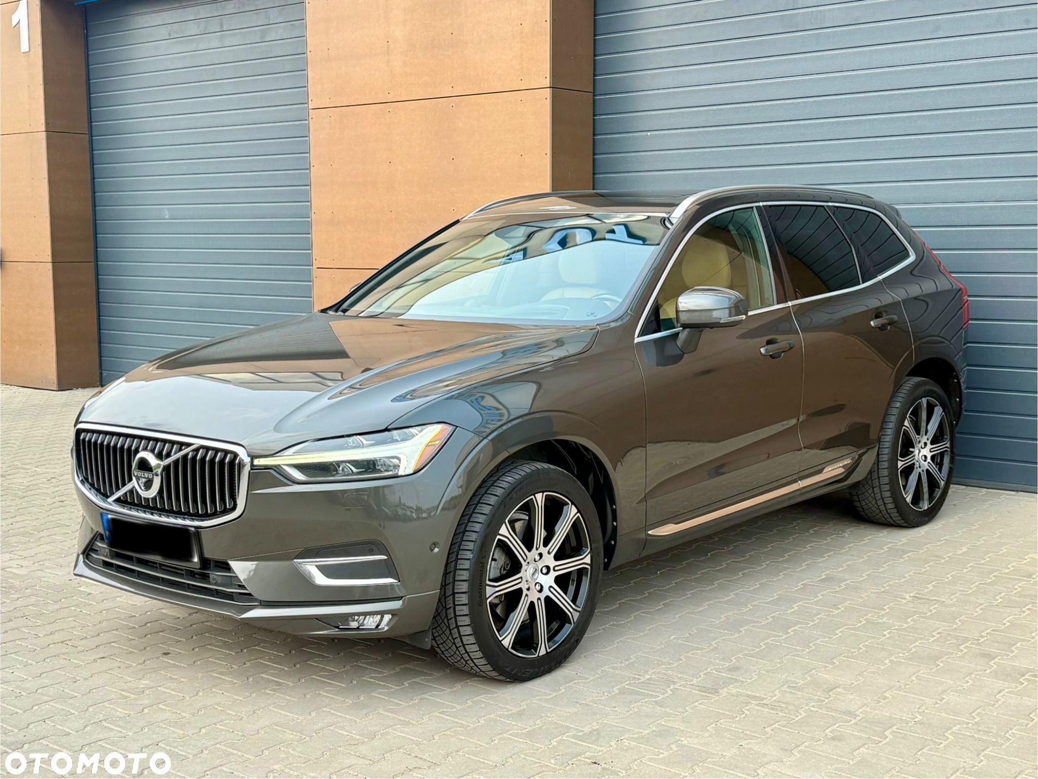 Volvo XC 60 T6 AWD Geartronic Inscription - 1