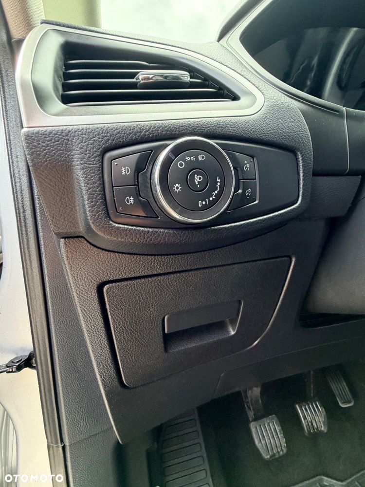 Ford S-Max 1.5 Eco Boost Start-Stopp Titanium - 23