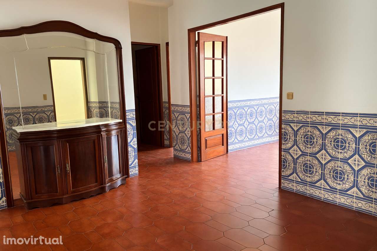 Apartamento T3 com excelentes áreas - Almada - Grande imagem: 2/27