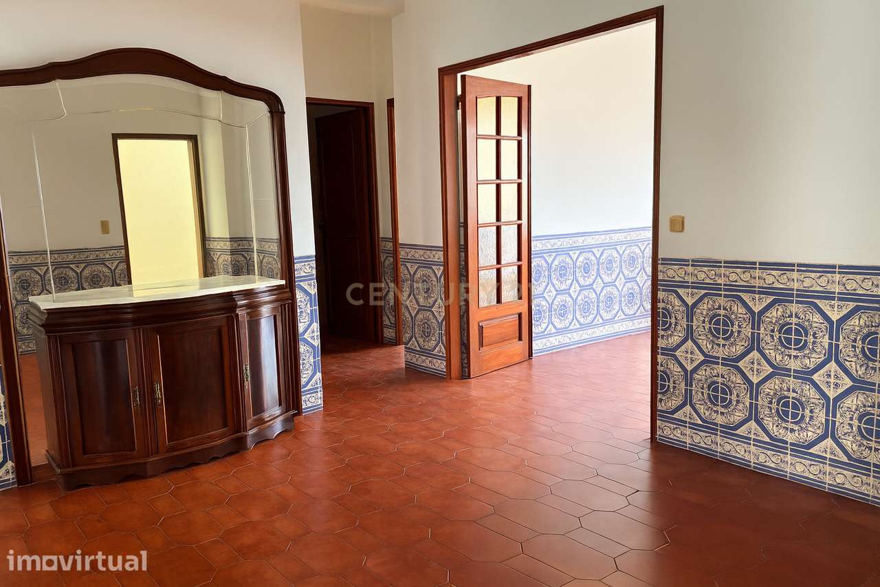 Apartamento T3 com excelentes áreas - Almada - Grande imagem: 2/27