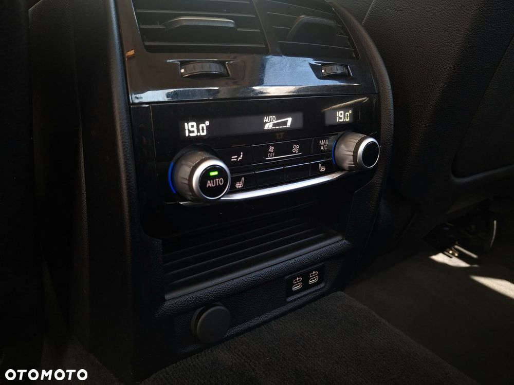 BMW Seria 5 540d xDrive - 5