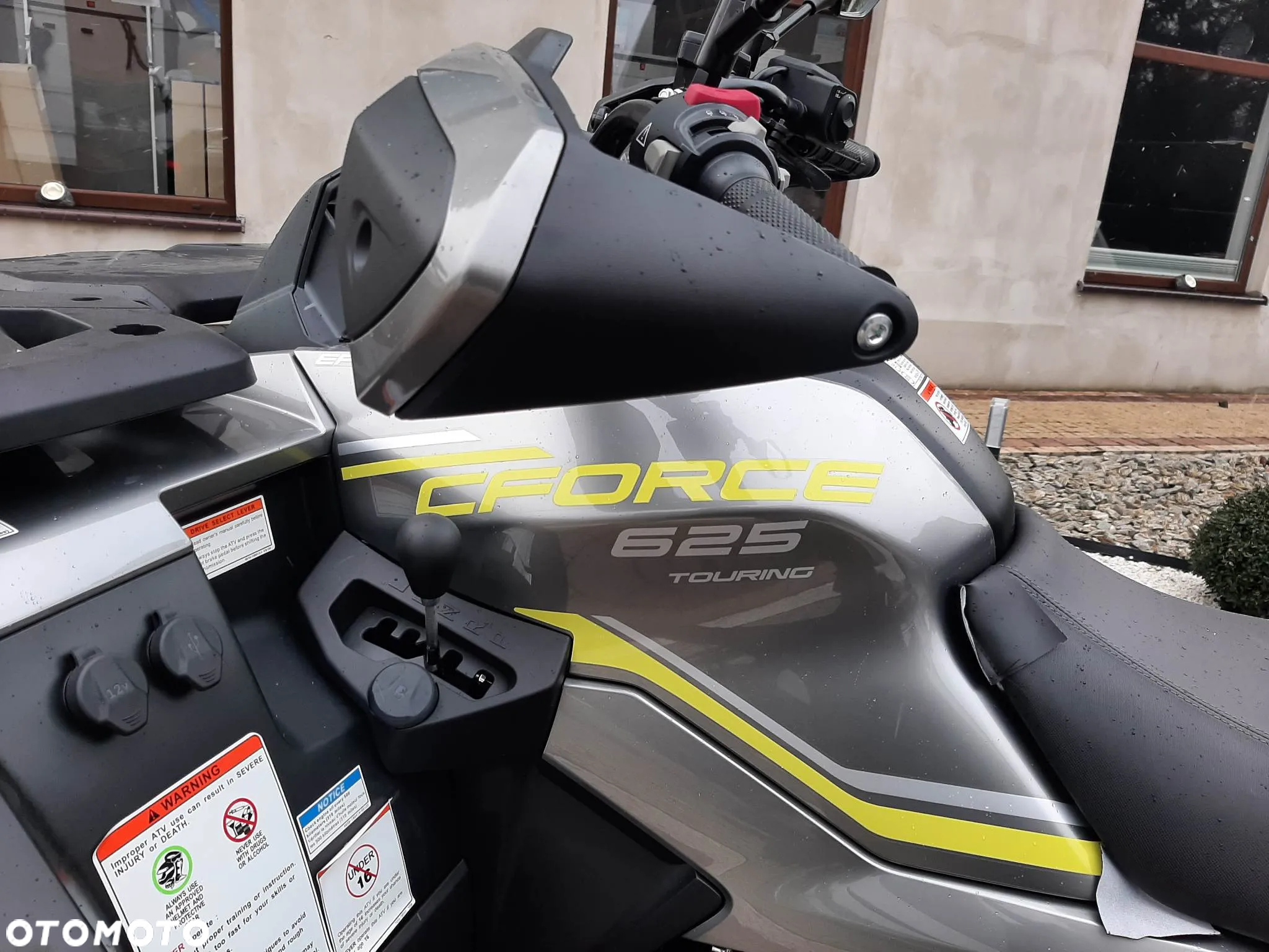 CFMoto CForce - 9