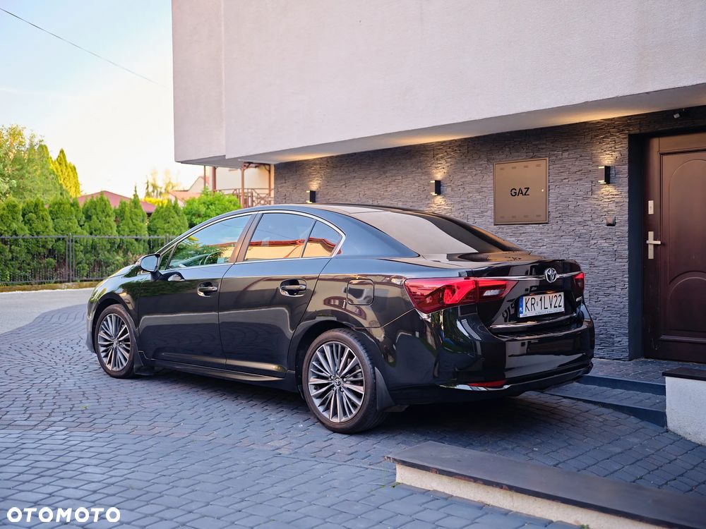 Toyota Avensis 2.0 Prestige MS - 8