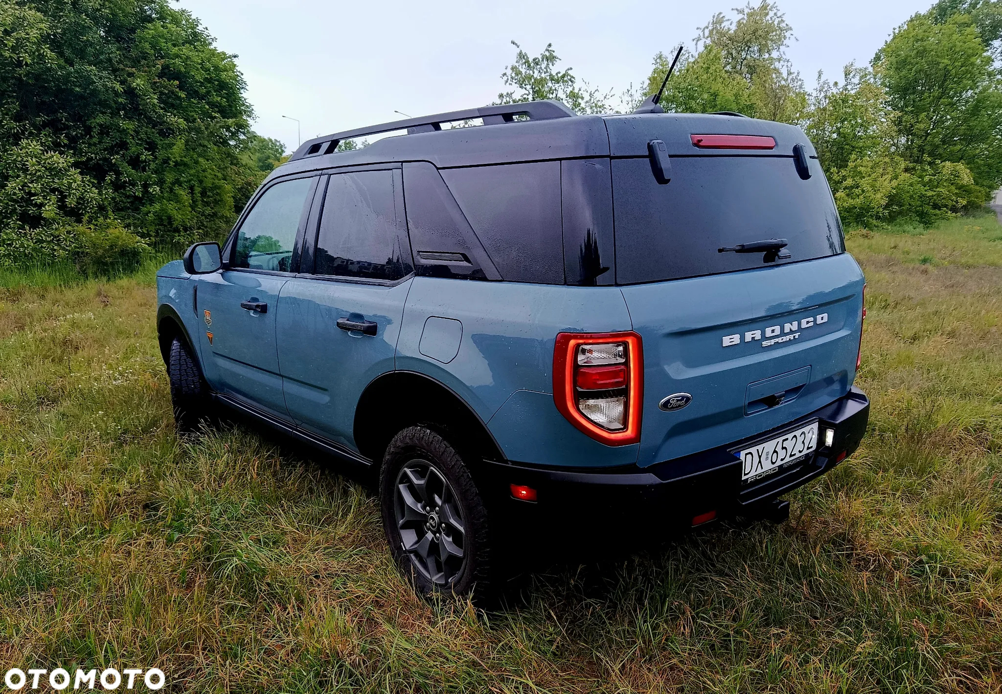 Ford Bronco - 3