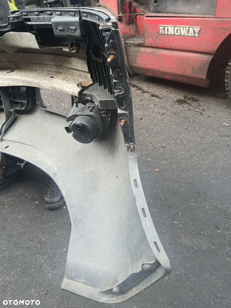 AUDI A6 C5 zderzak przedni - 8