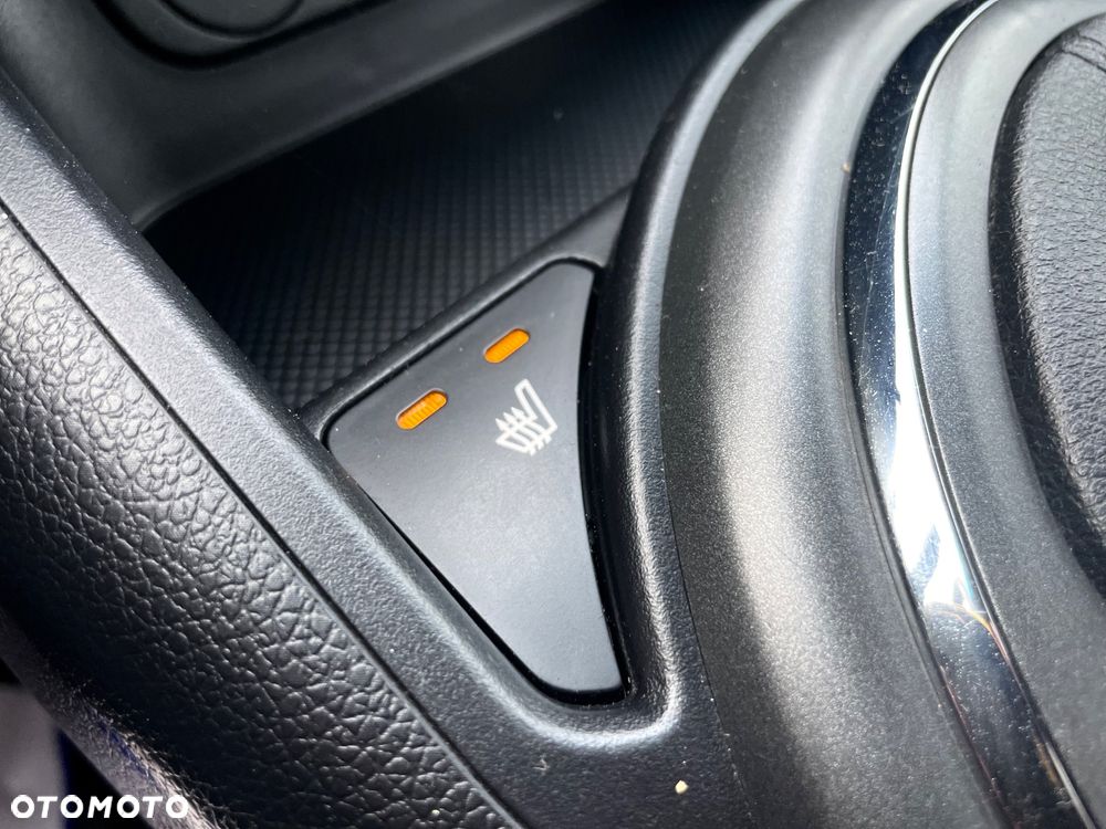 Kia Sportage 1.7 CRDI 2WD ISG Dream-Team Edition - 23