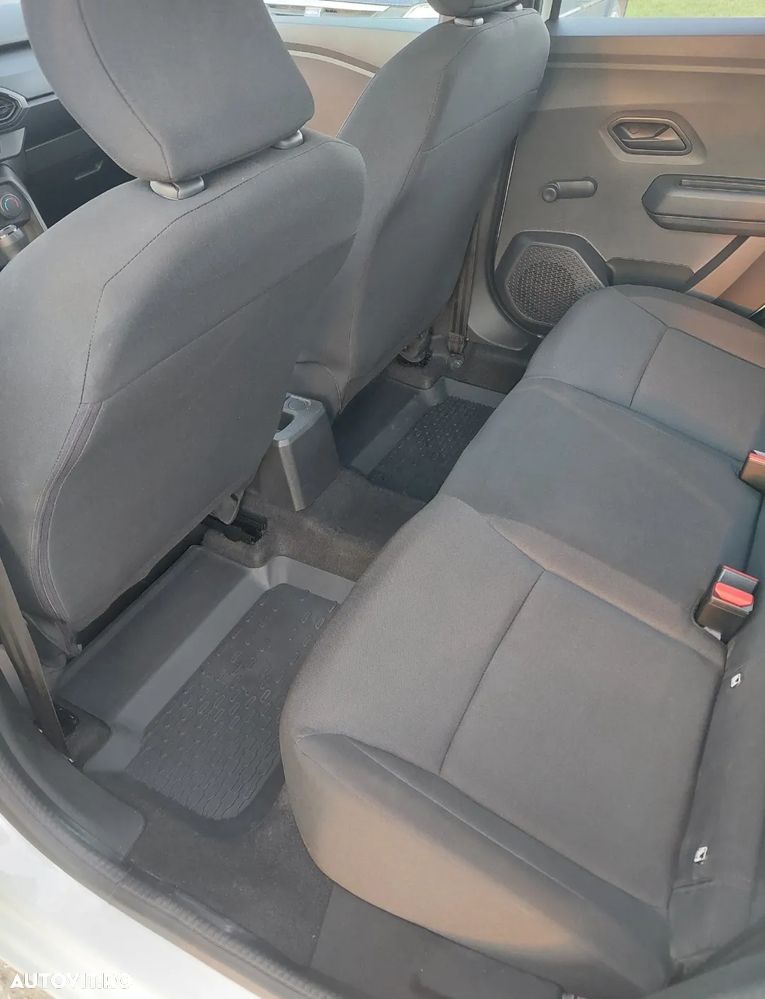 Dacia Logan SCe 65 Comfort - 8